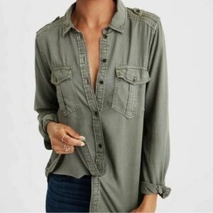 American Eagle Olive Green Button-Up